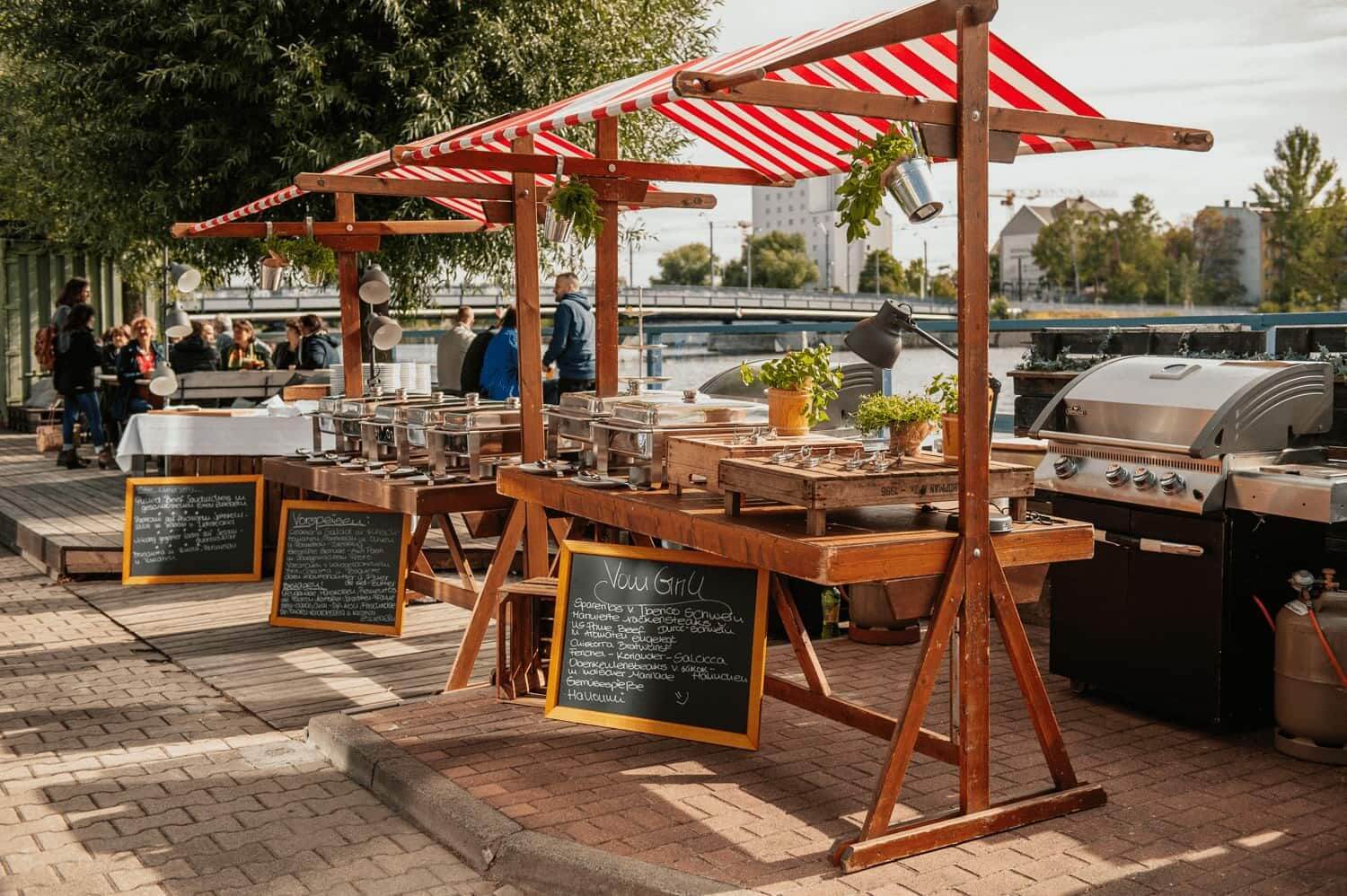Grill Catering Berlin mit Buffet
