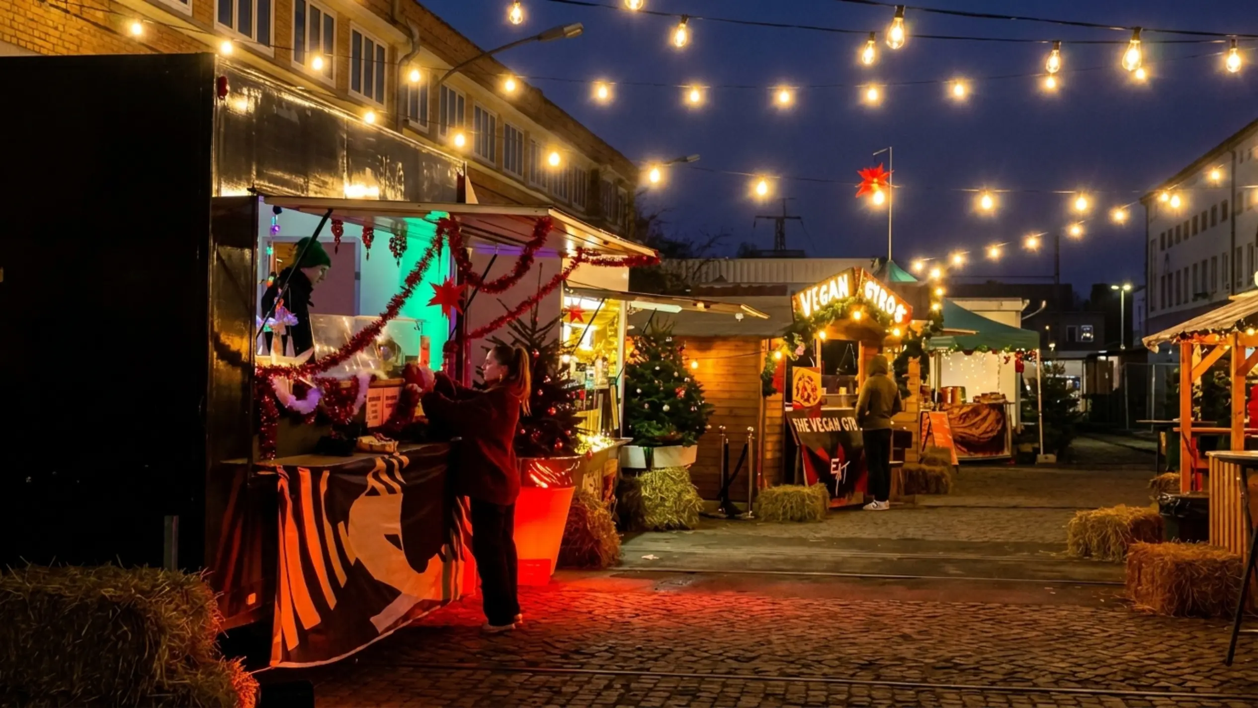 Ein Bild des exklusiven Weihnachtsmarktes im Winterquartier.